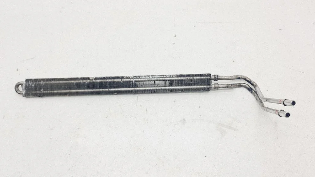 Roolivõimendi radiaator 17217787447