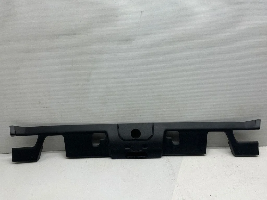 Cita paneļa detaļa 6BM15TRMAC