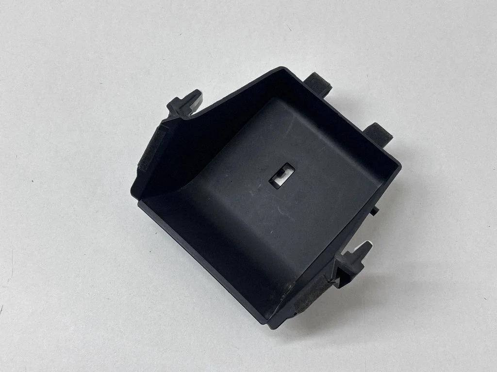 Muu armatuurlaua osa 92173AN00A