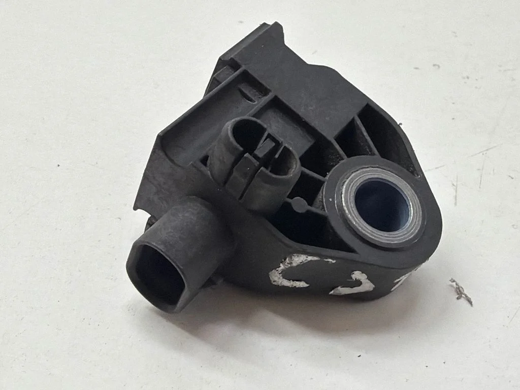 Drošības spilvenu trieciena sensors 9314520