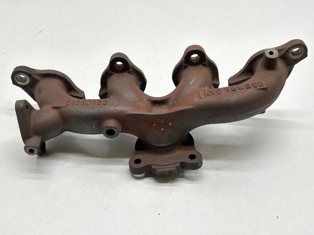 Exhaust manifold 31380132