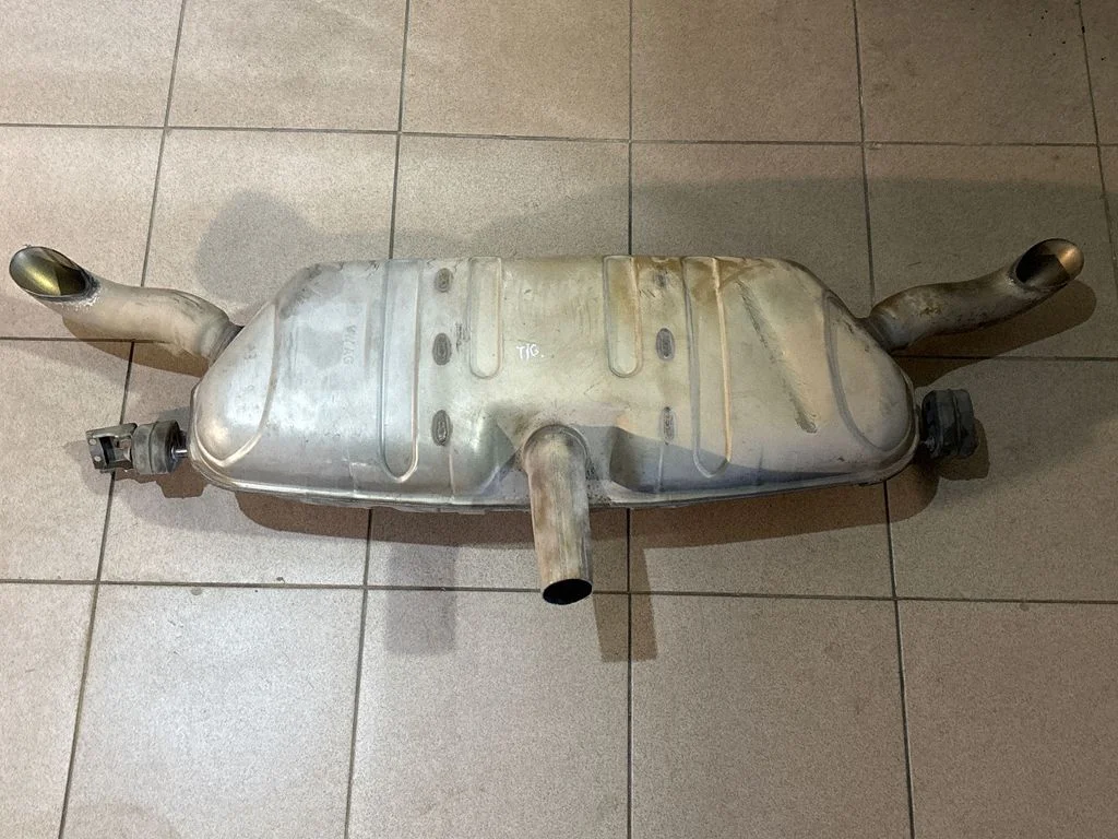 Rear muffler/silencer tail pipe