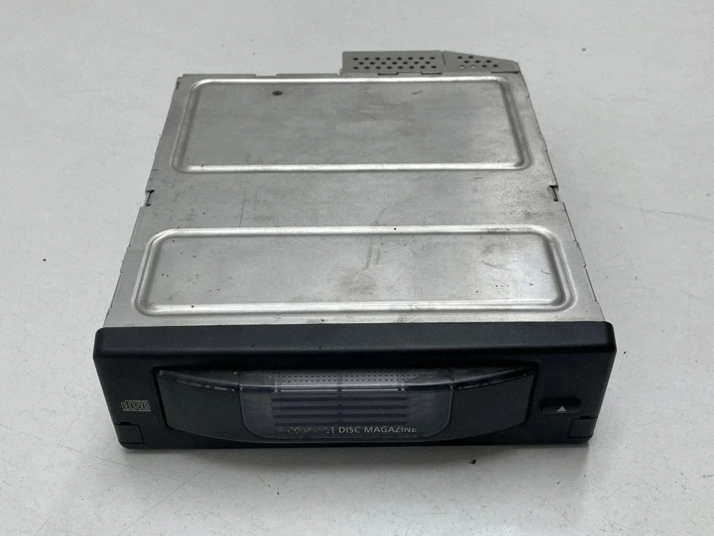 CD/DVD changer 6956939