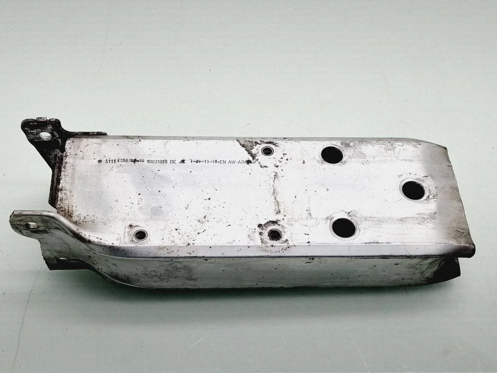 Absorber zderzaka przedniego 51117266192