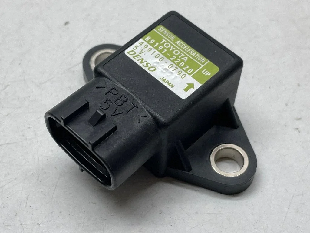 ESP acceleration yaw rate sensor – Toyota Land Cruiser (J150) (2009-)