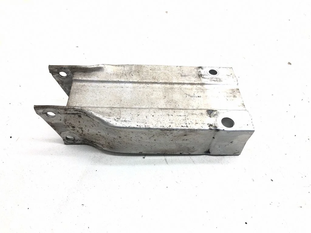 Priekšējā bampera trieciena slāpētājs A2046200995