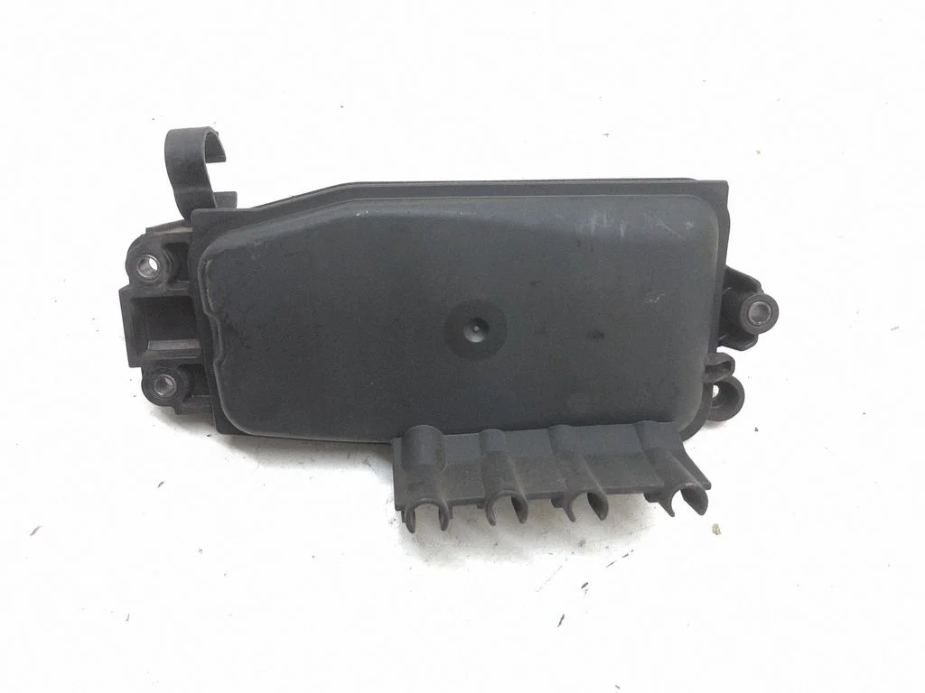Vacuum air tank A6510700568