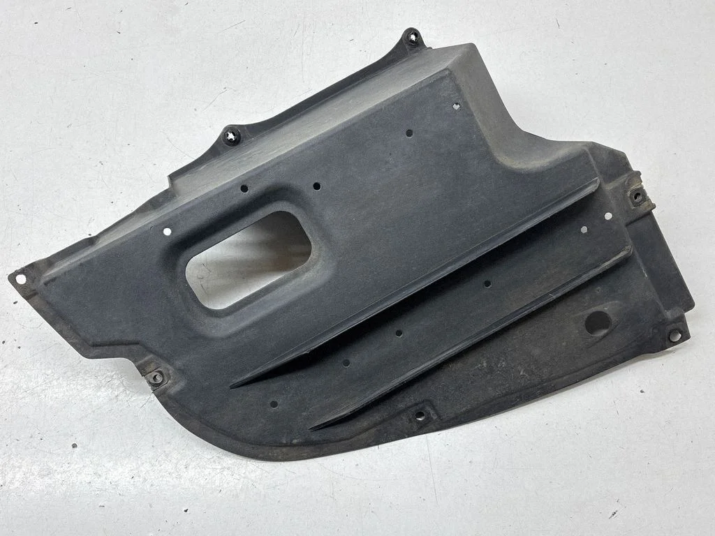 Trunk boot underbody cover/under tray 587240E060