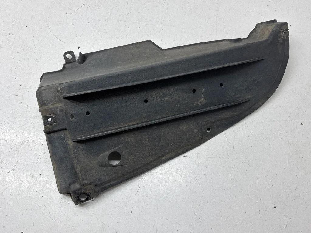 Trunk boot underbody cover/under tray 587230E050
