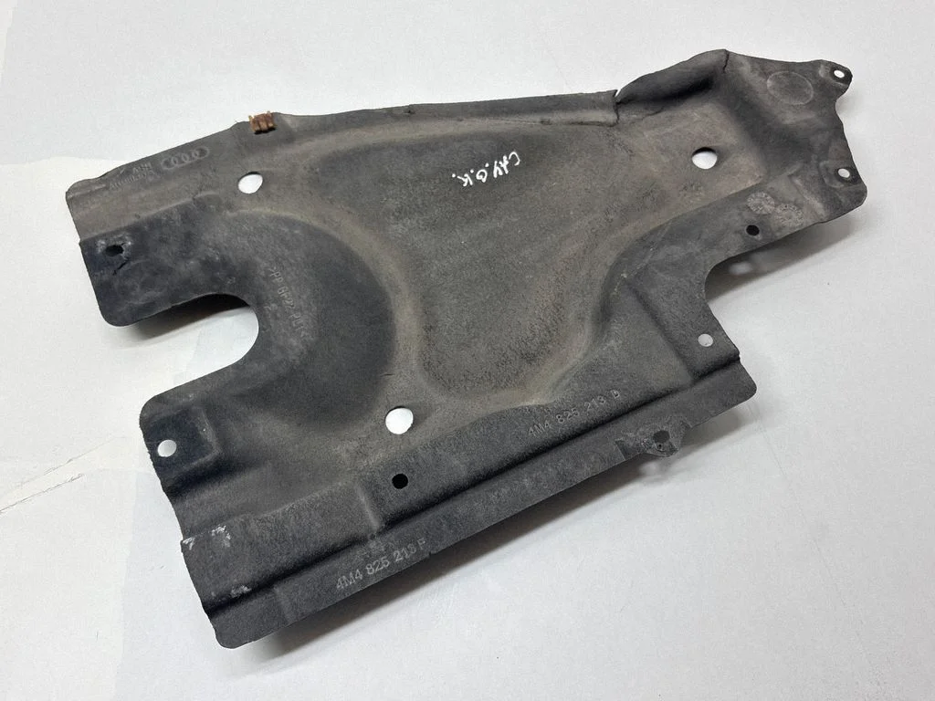 Rear underbody cover/under tray 4M4825213D