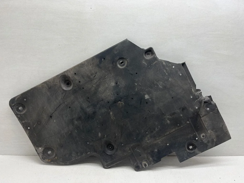 Rear underbody cover/under tray 9809531680