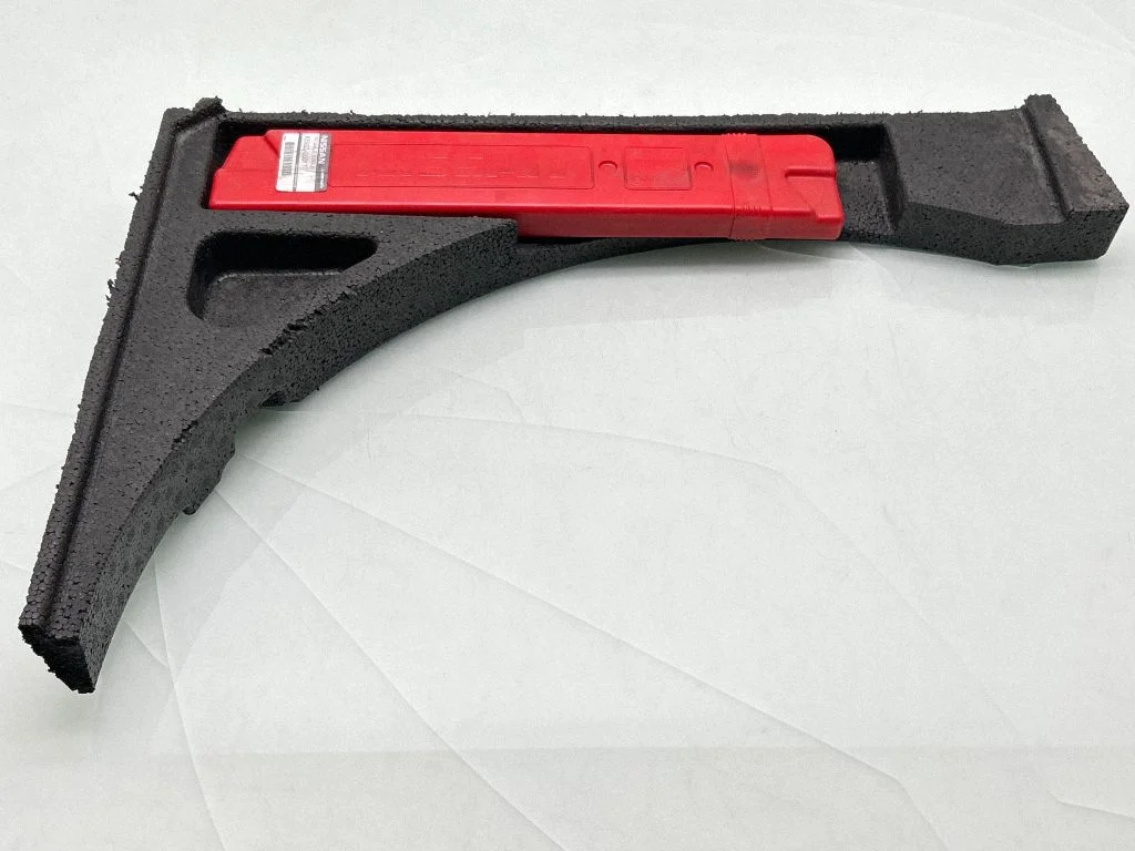 Emergency warning sign 27R030512