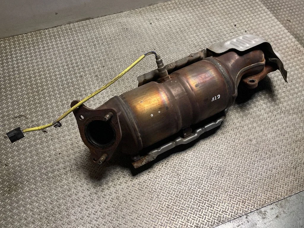 Katalizators/ FAP/DPF cieto daļiņu filtrs 77K81836