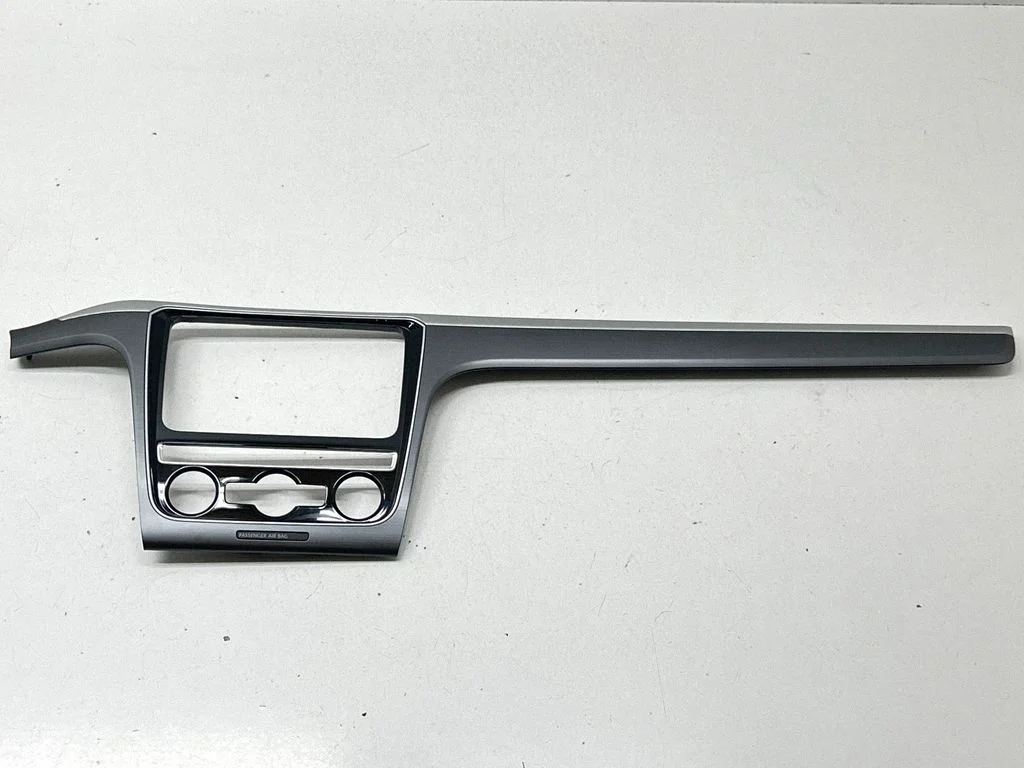 Radio/GPS head unit trim 561857212E