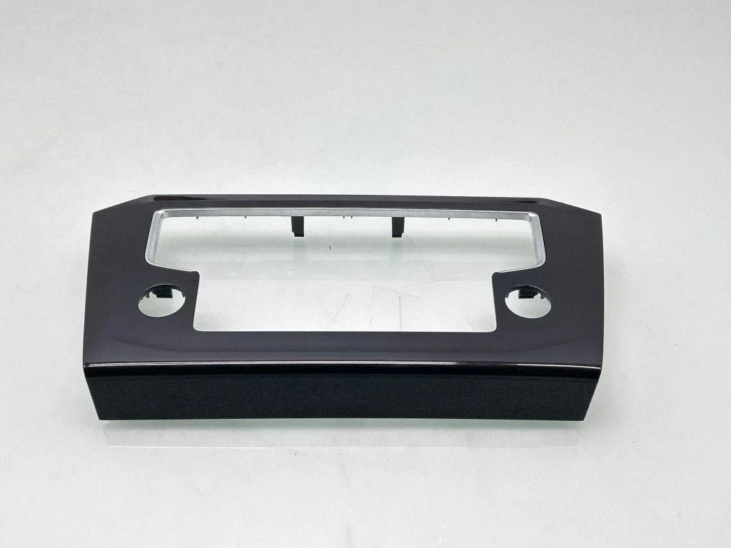 Radio/GPS head unit trim 3G1858069E
