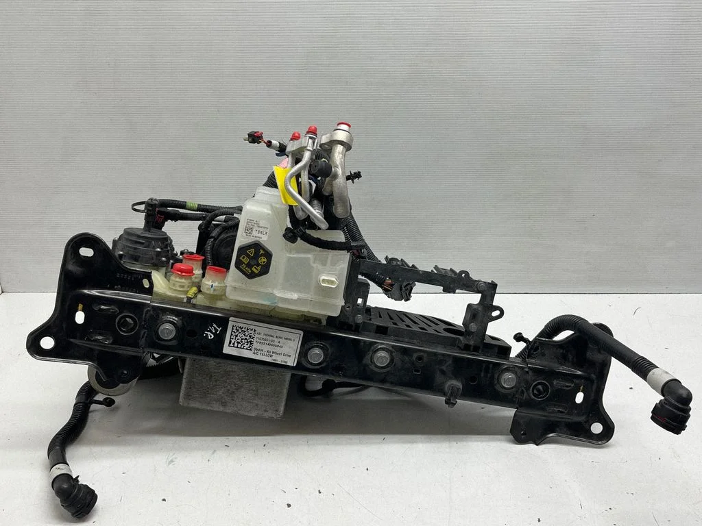Coolant heater – Tesla Model Y (2020-)