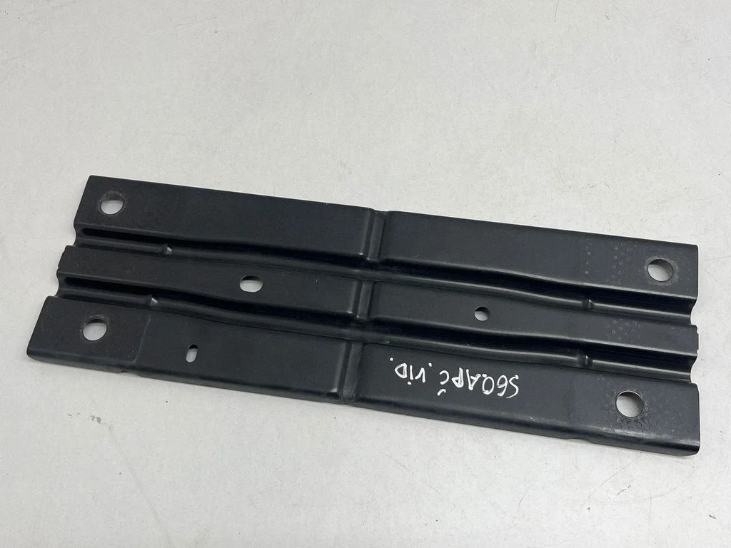 Muffler mount bracket/holder 31672097