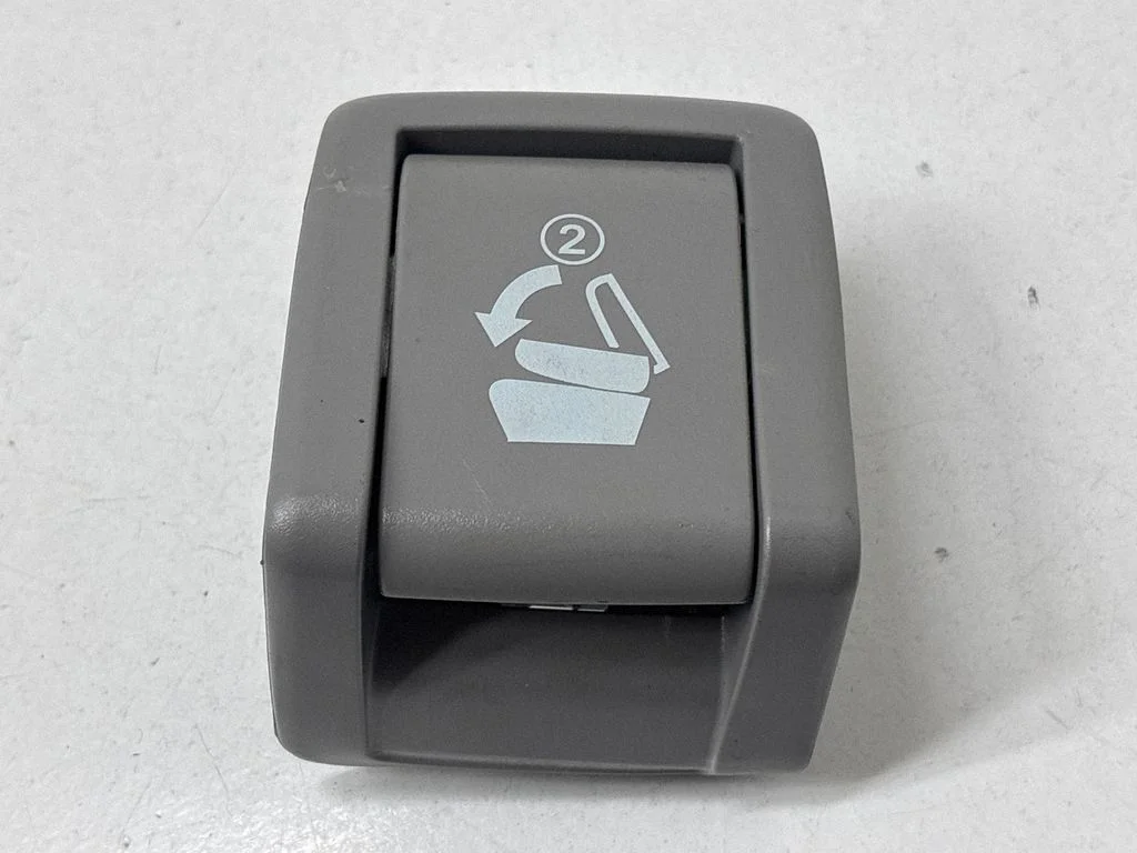 Seat back rest control lever/handle 72611X1T05