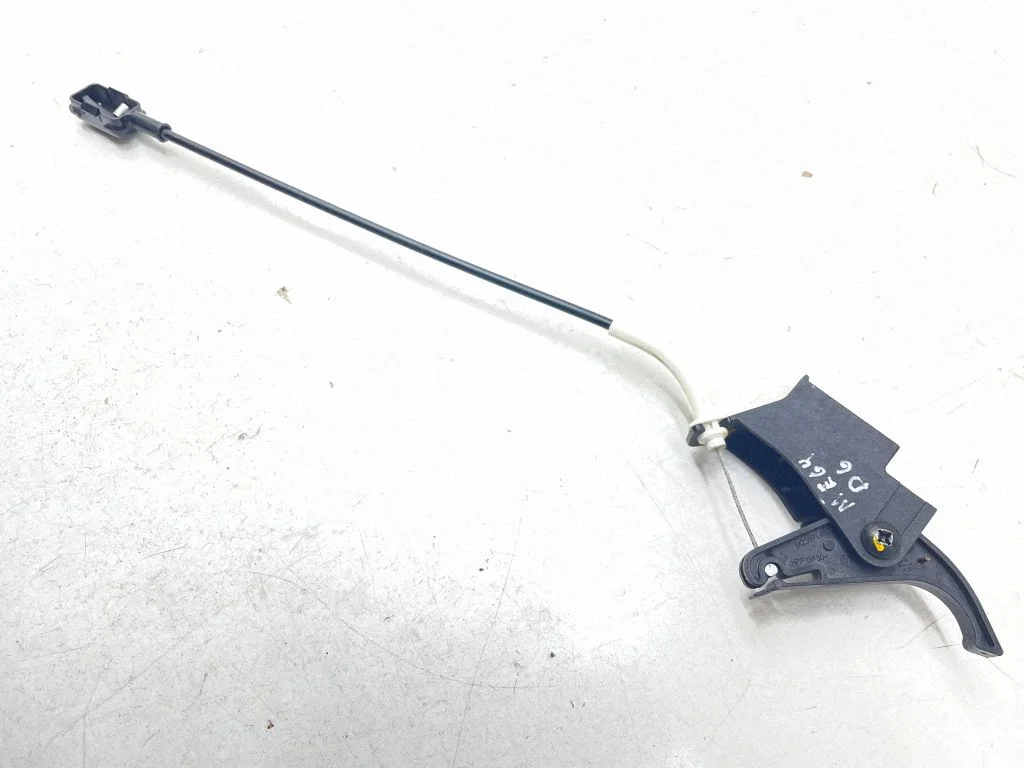 Seat back rest control lever/handle M236PL453