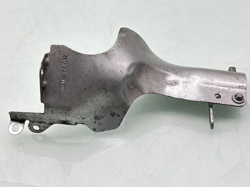 Other engine bay part A2573320000