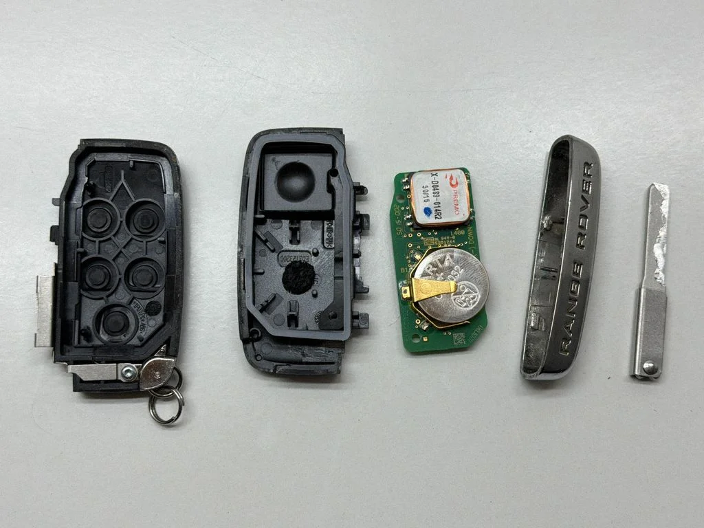 Ignition key/card E03723200