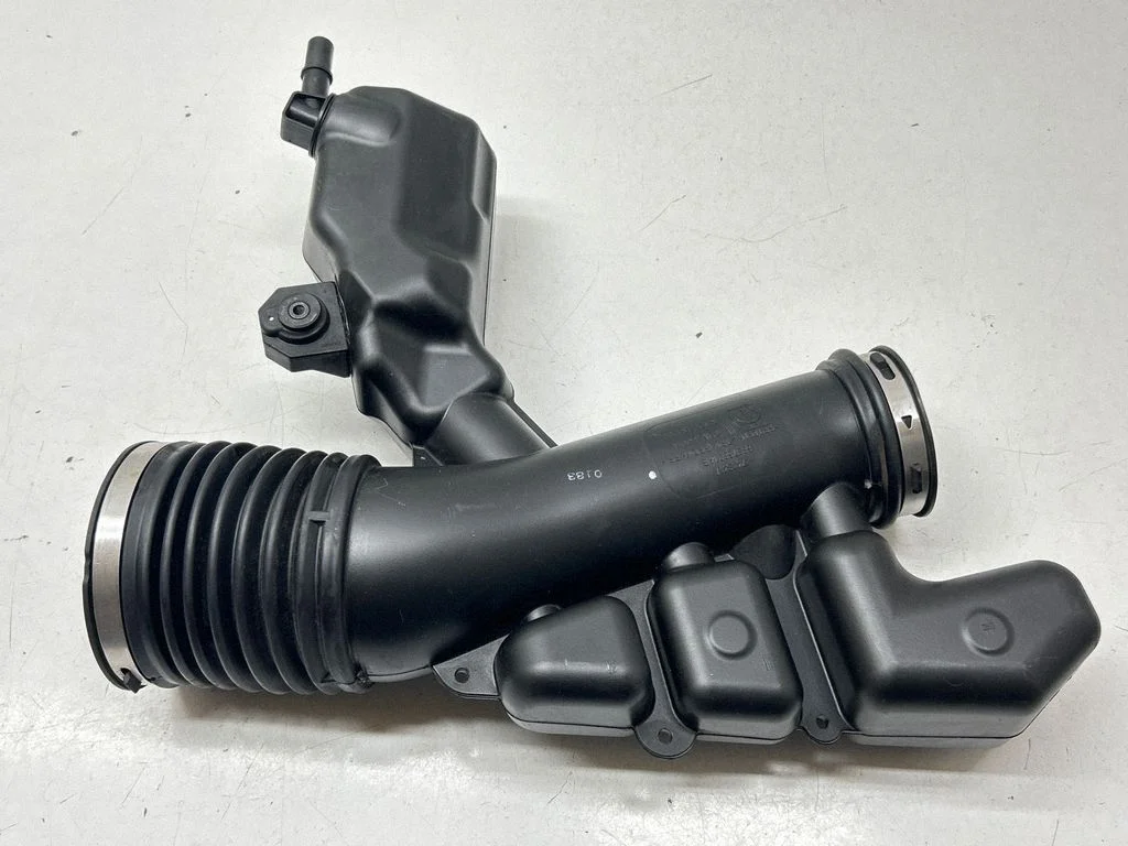 Intake resonator 68376821AB