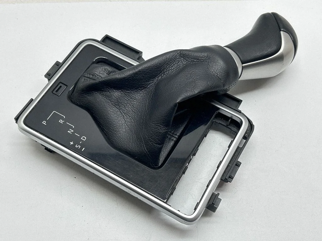 Gear lever shifter trim leather/knob 76L443