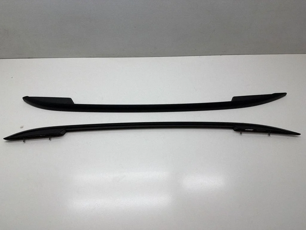 Katuse pikivardad „sarved" 2GM860026B