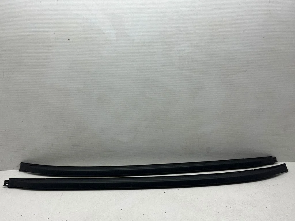 Jumta gareniskie stieņi „radziņi" LJ6BS550A63A