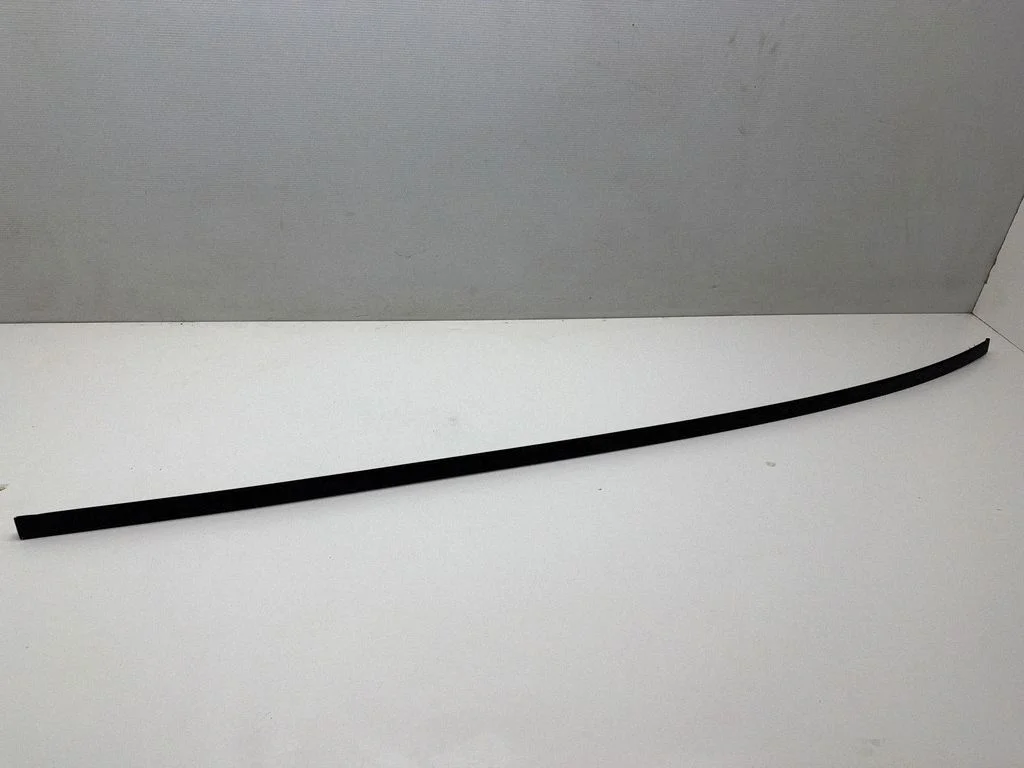 Katuse liist „molding" – Hyundai Tucson TL (2015-)