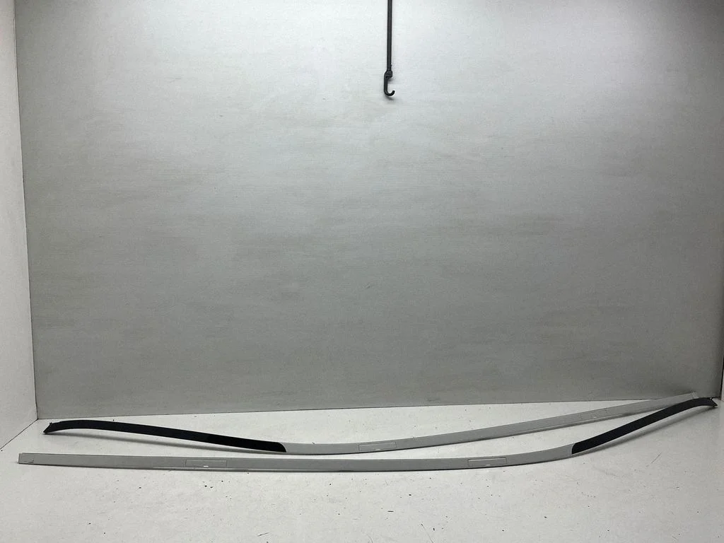 Roof trim bar molding cover 97055961101