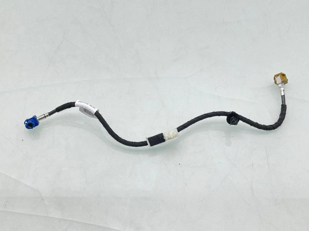 CD changer wiring – Ford Focus (2018-)