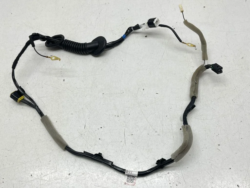 Tailgate/trunk wiring harness 86326AN63A