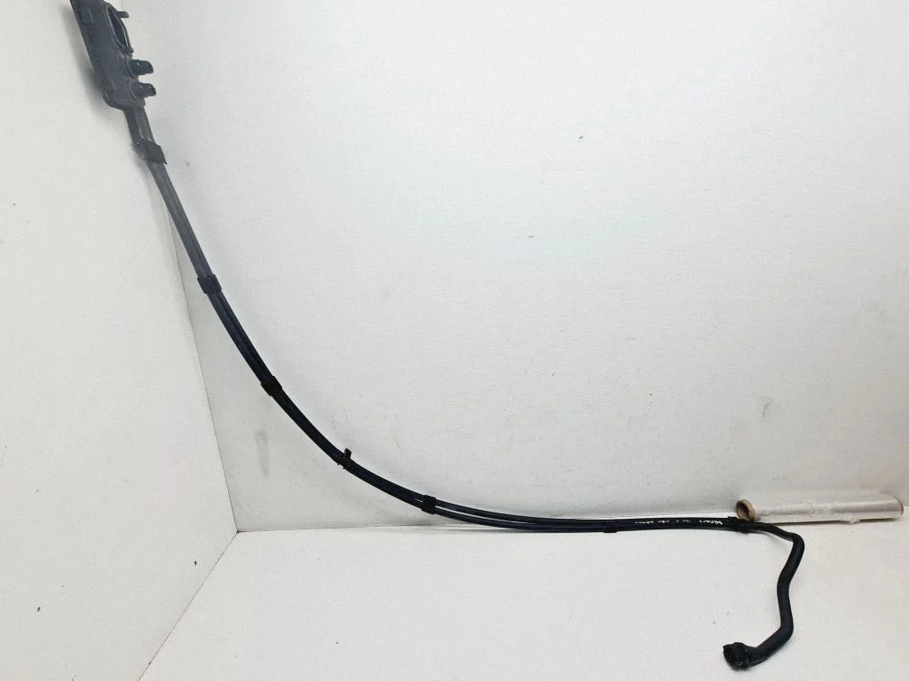 Heater radiator pipe/hose SU001A6428