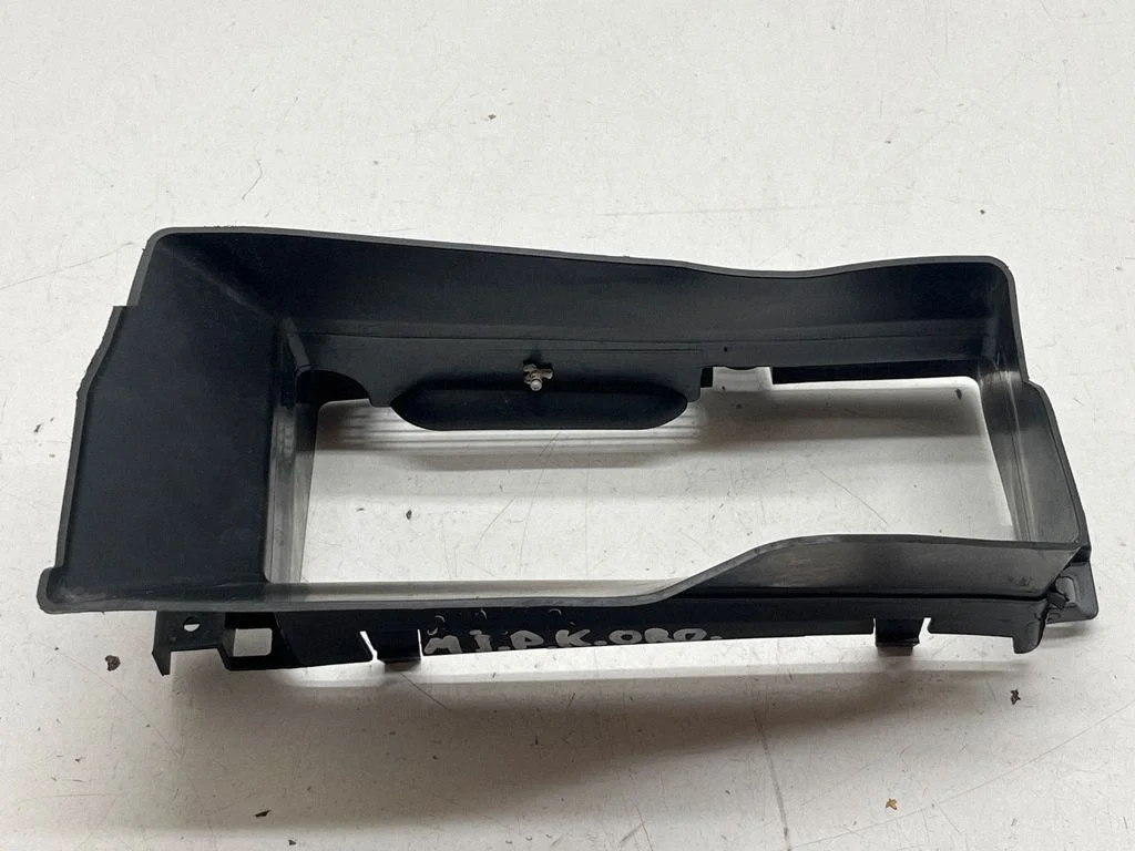 Intercooler air channel guide 6281133910R