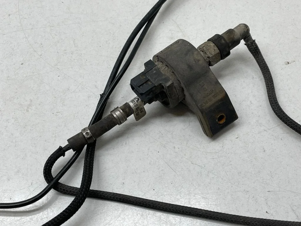 Webasto auxiliary heater fuel pump 252566800100