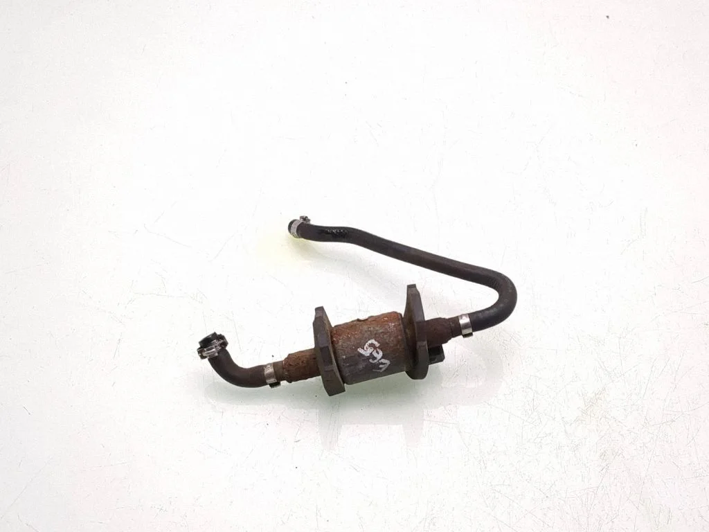 Webasto auxiliary heater fuel pump – BMW 7 Series E65 E66 (2001-2008)