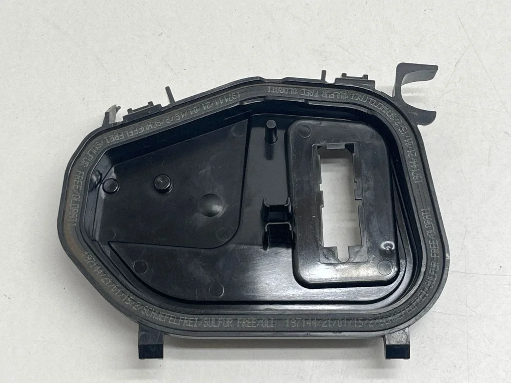 Headlight/headlamp dust cover 97063110500