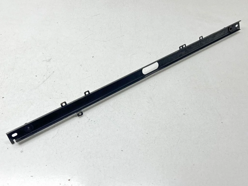 Radiator mount bracket BJ328B359