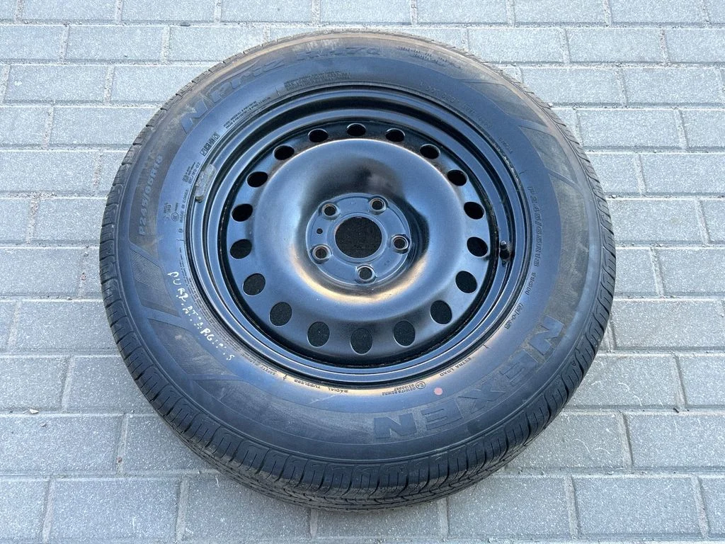 R18 varuratas 04755212AC