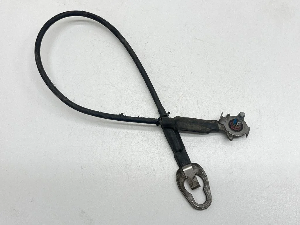 Tailgate check strap stopper – Ram 1500 DT (2018-)
