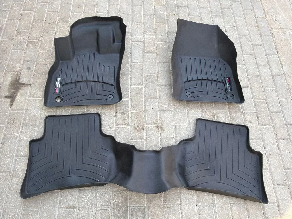 Car floor mat set