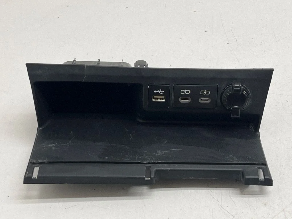 USB socket connector 554340E110
