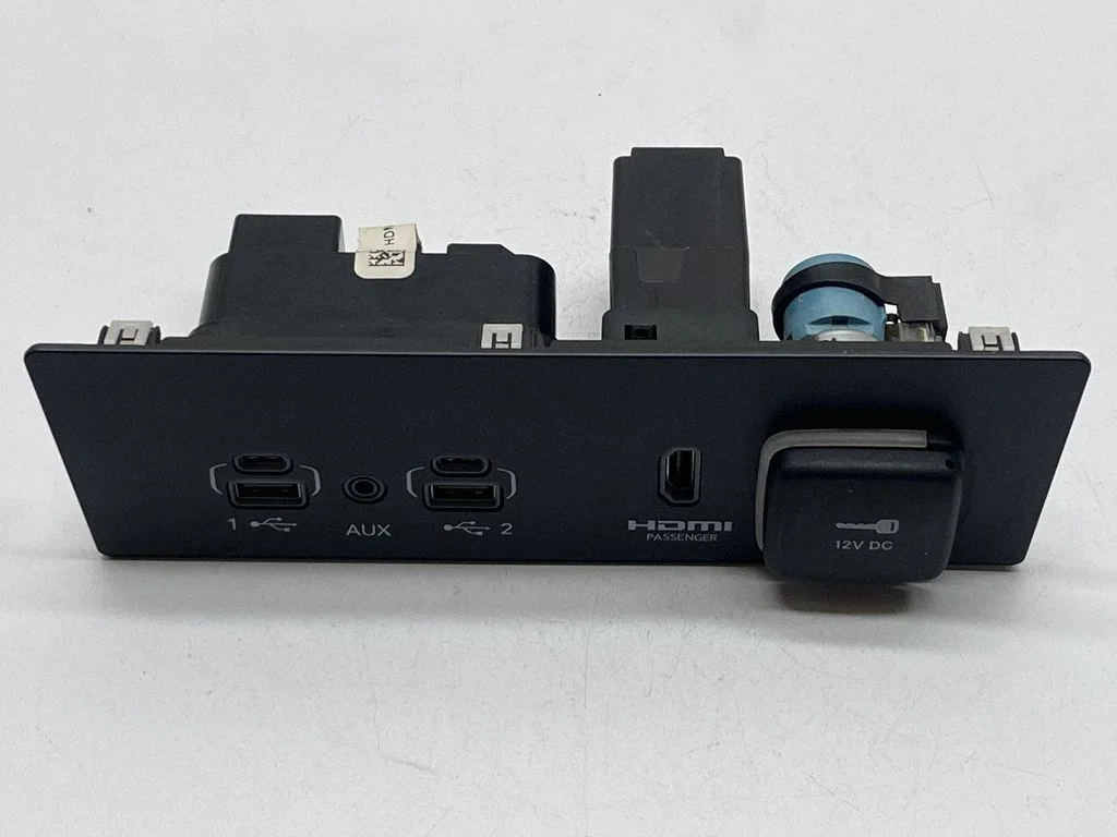 USB socket connector P68377882AD