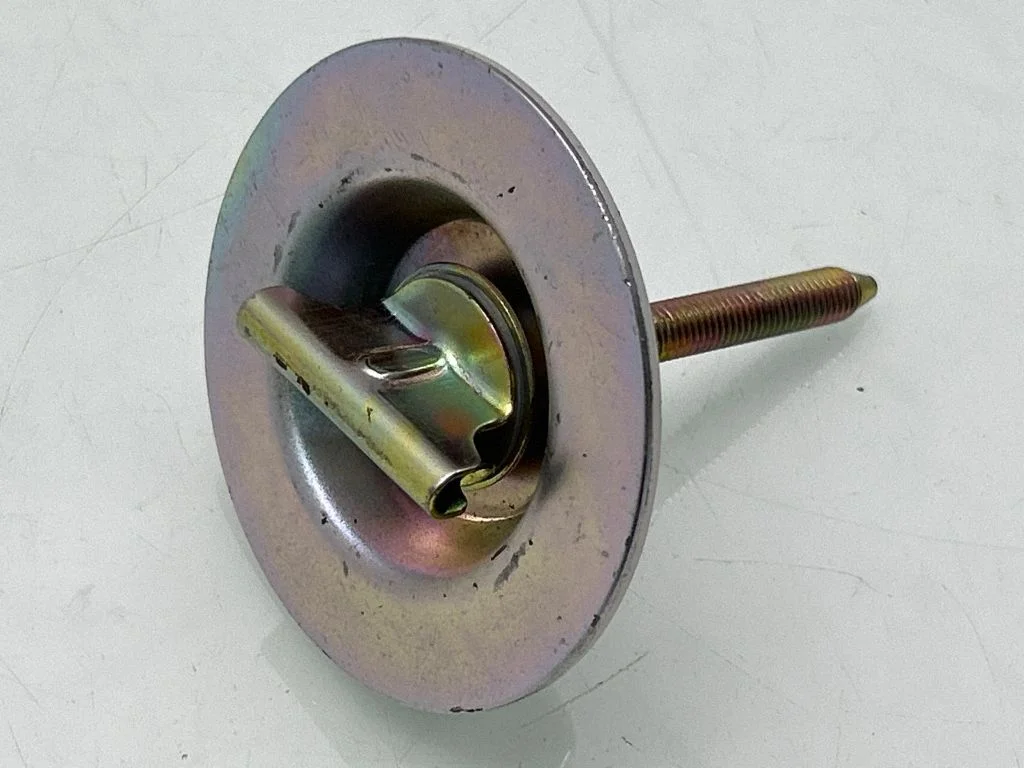 Spare wheel bolt NF015Z