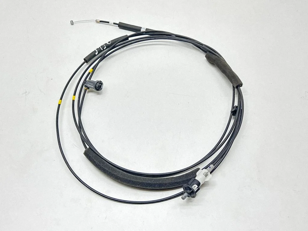 Fuel cap flap release cable 19B22A