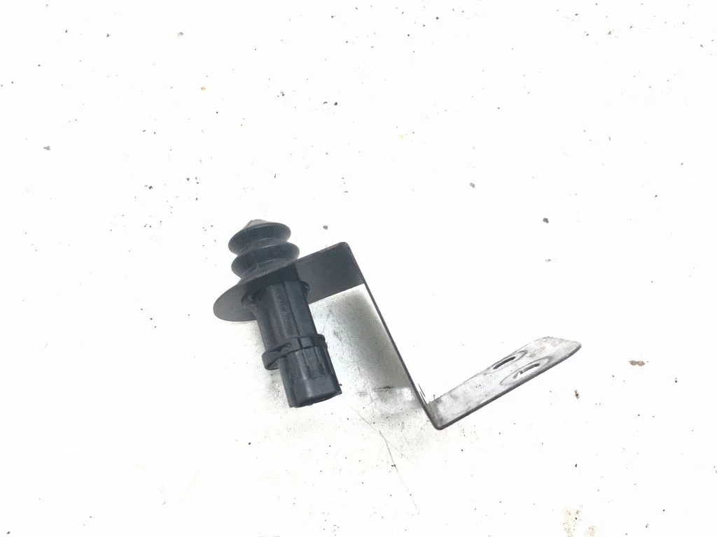 Bonnet alarm switch sensor – Subaru Outback (2009-2014)