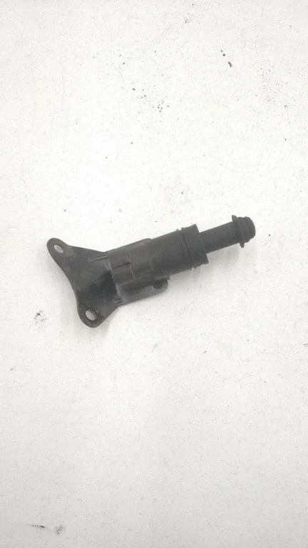 Bonnet alarm switch sensor – Saab 9-5 (1998-2005)