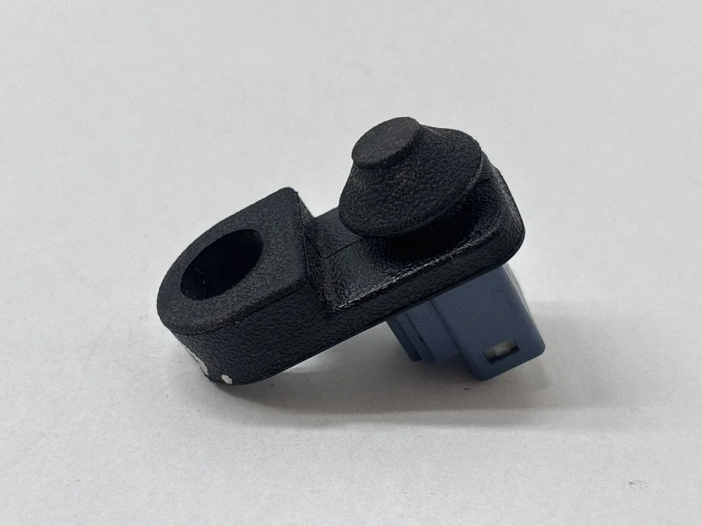 Laadimisukse avamise/ sulgemise andur – Subaru Outback (BT) (2019-)