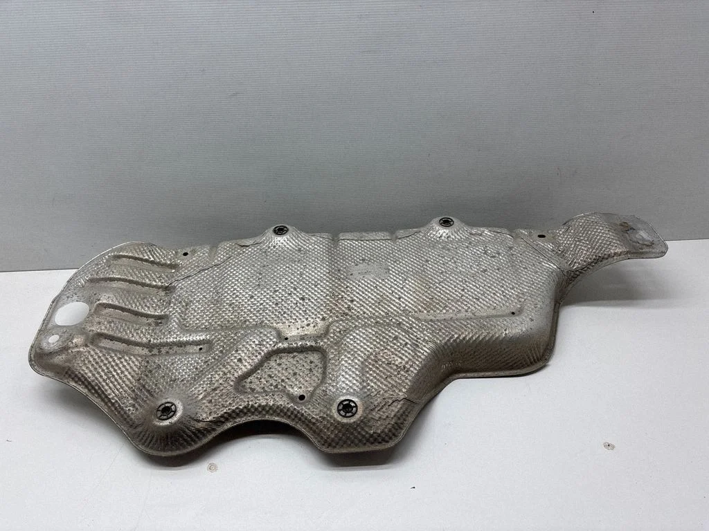 Exhaust heat shield 7N0825711A